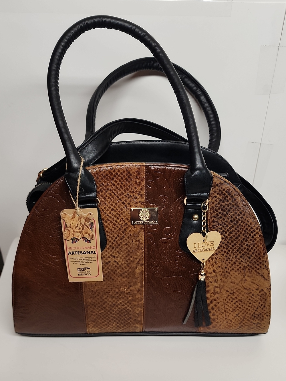 Artesanal Brown Black XLarge Dome Satchel Handbag Gorgeous Quality NWT